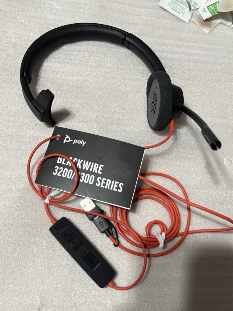 Poly | Blackwire 3310-M USB-C/A MONO Headset | BW3310 Plantronics