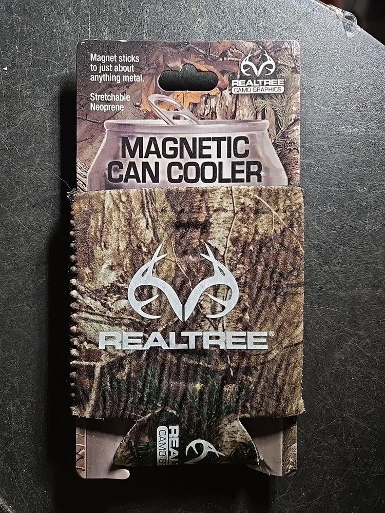 Realtree Magnetic Can Cooler