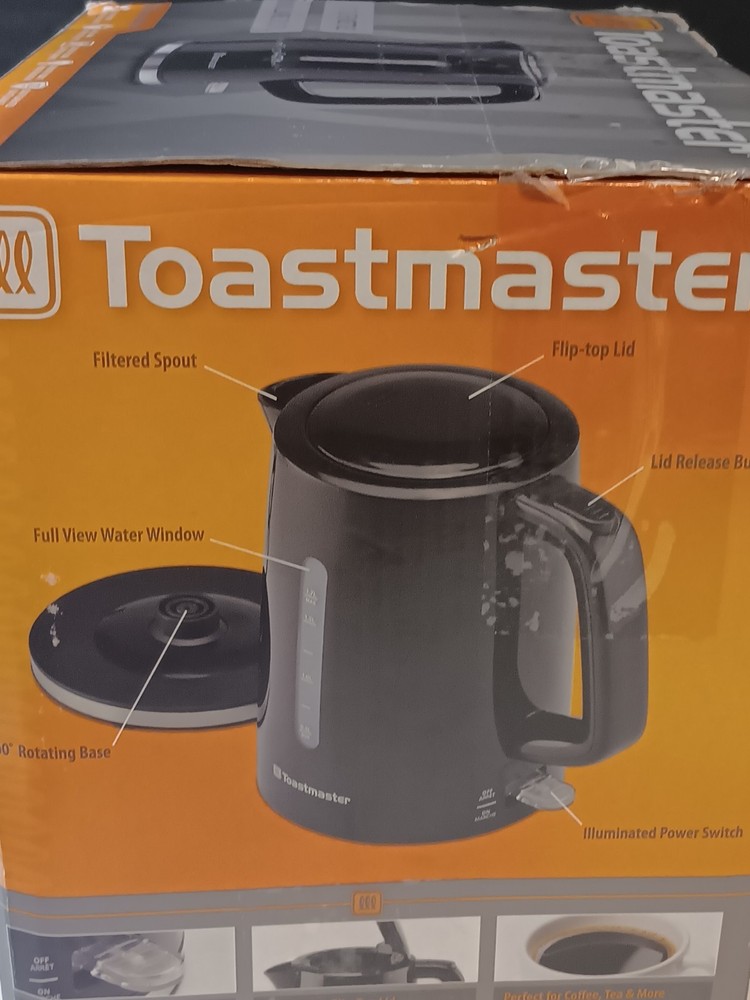 Toastmaster Electric Kettle, 1.7 Liters