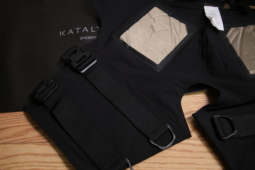 Katalyst EMS Home Training Workout Suit - Shorts Size Large L