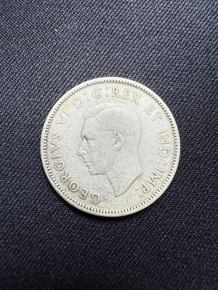 1940 Canada Silver 25 Cents Coin