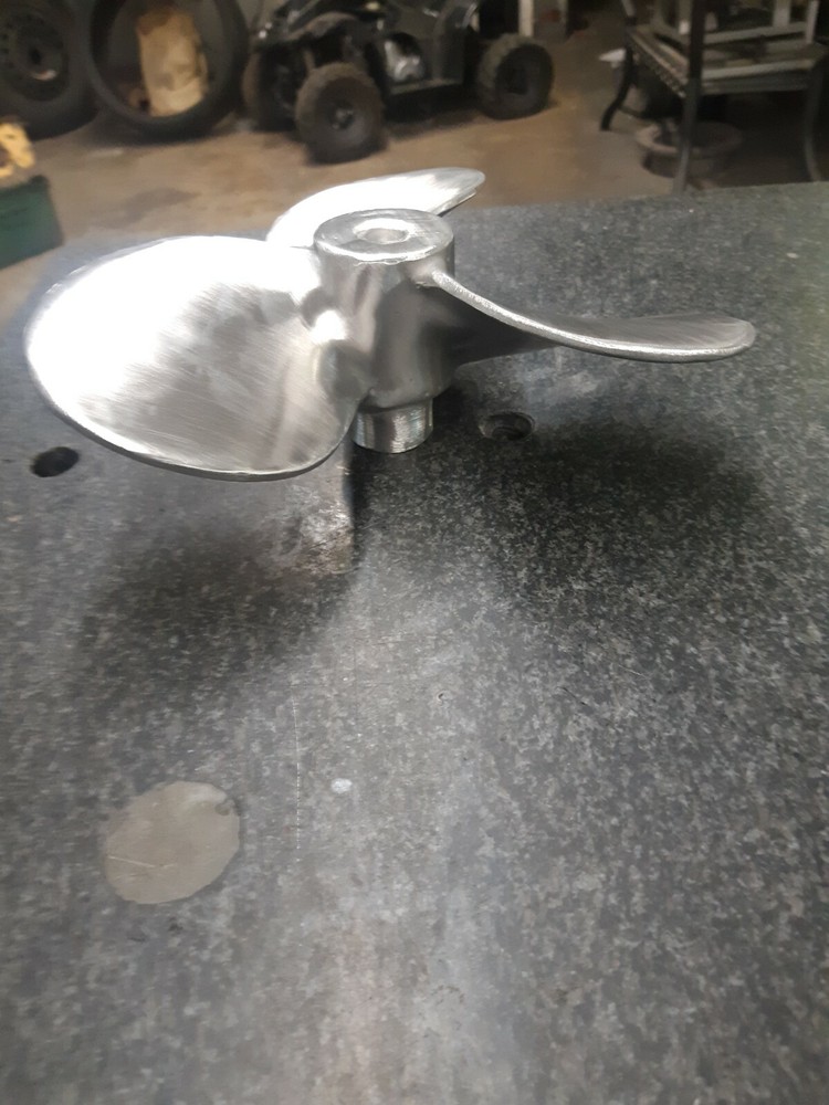 mixing propeller 10x10in. new 316ss 5/8 or 3/4, 7/8,1"or any size bore. Balanced