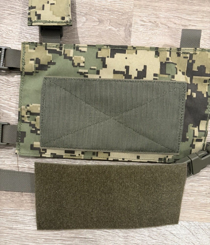 split front chest rig
