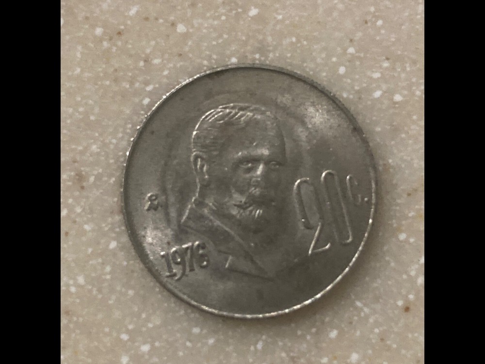 1975 MEXICO 20c. ERROR Off Center Strike