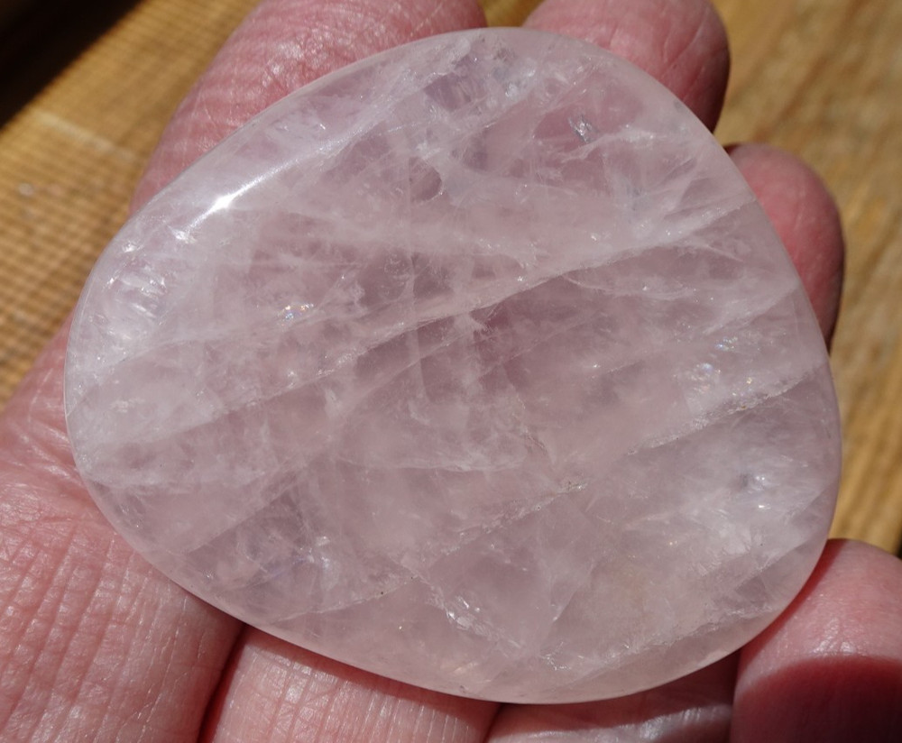 Rose Quartz Worry Stone sc688e