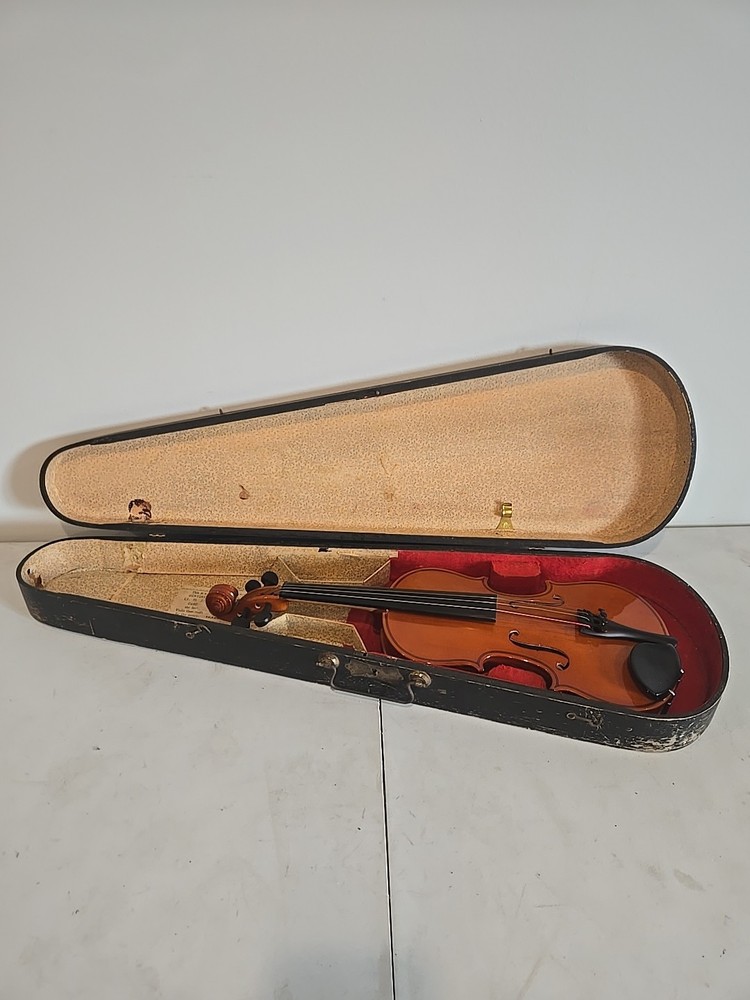 CREMONA 4 String Violin SV 50 With Case