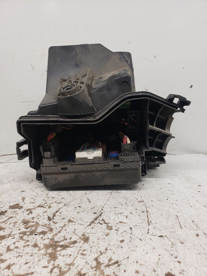 Used Fuse Box Engine fits: 2016 Nissan Versa Htbk Note Grade A
