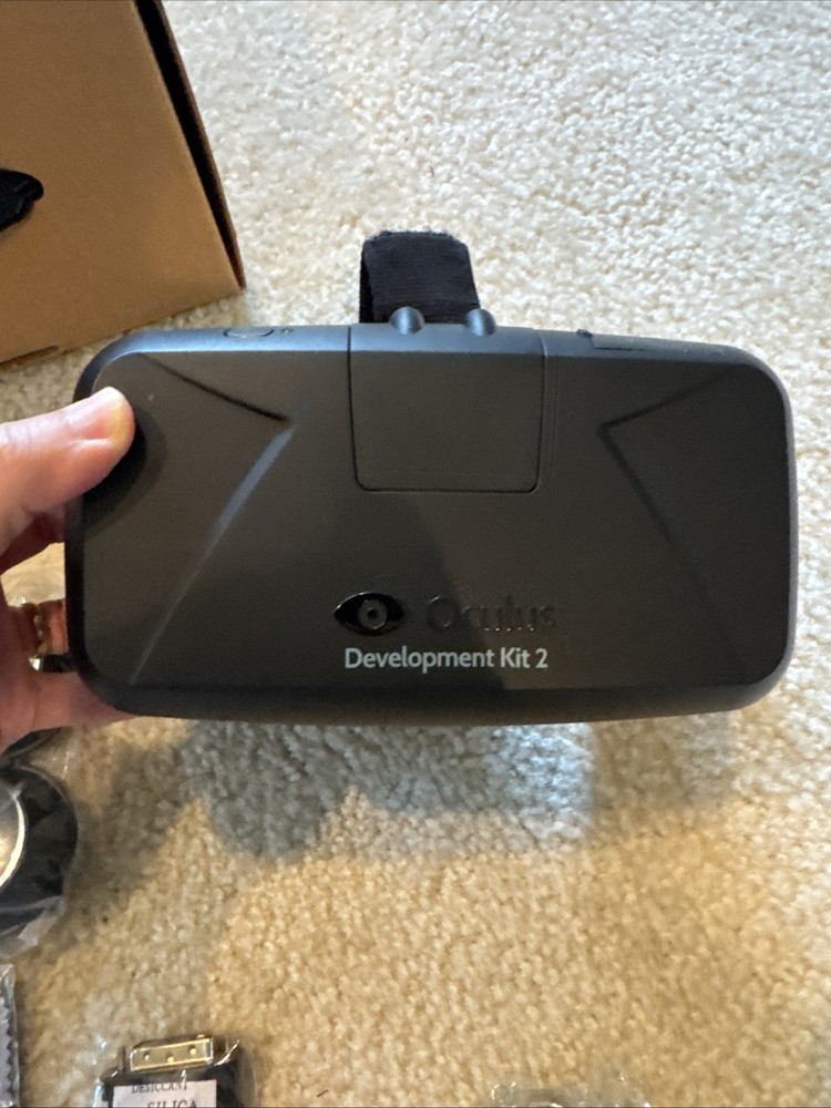 Oculus DK2 Development Kit 2 Virtual Reality Headset In Original Box COMPLETE