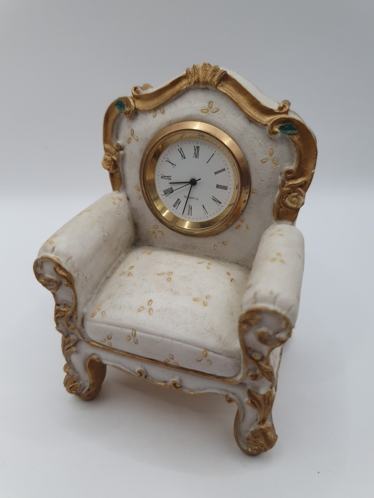 Vintage Collectable Miniature Clock