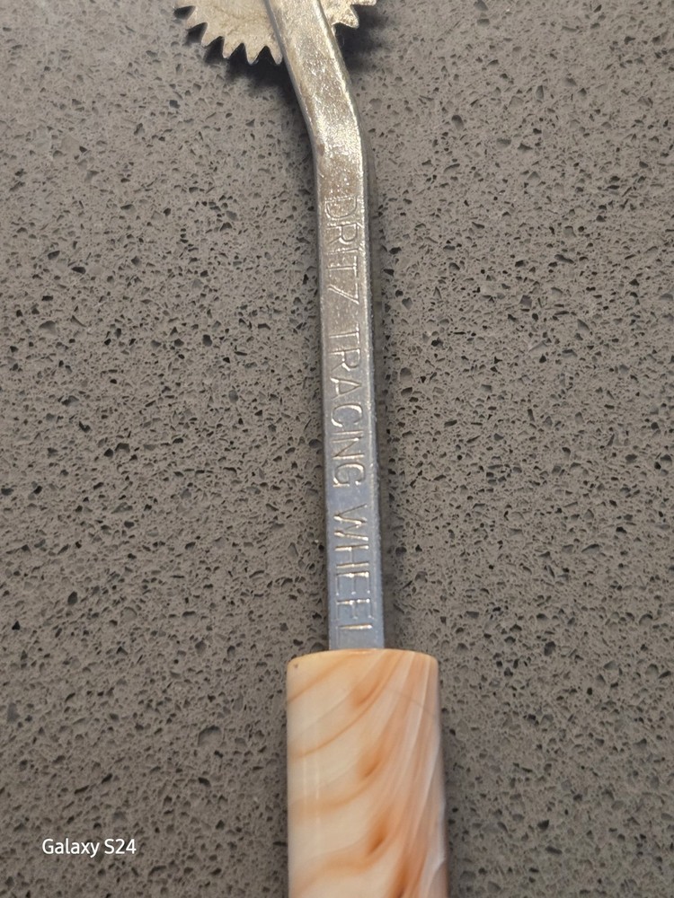 Vintage Dritz Tracing Wheel Pattern Marker - Marbled Bakelight Handle