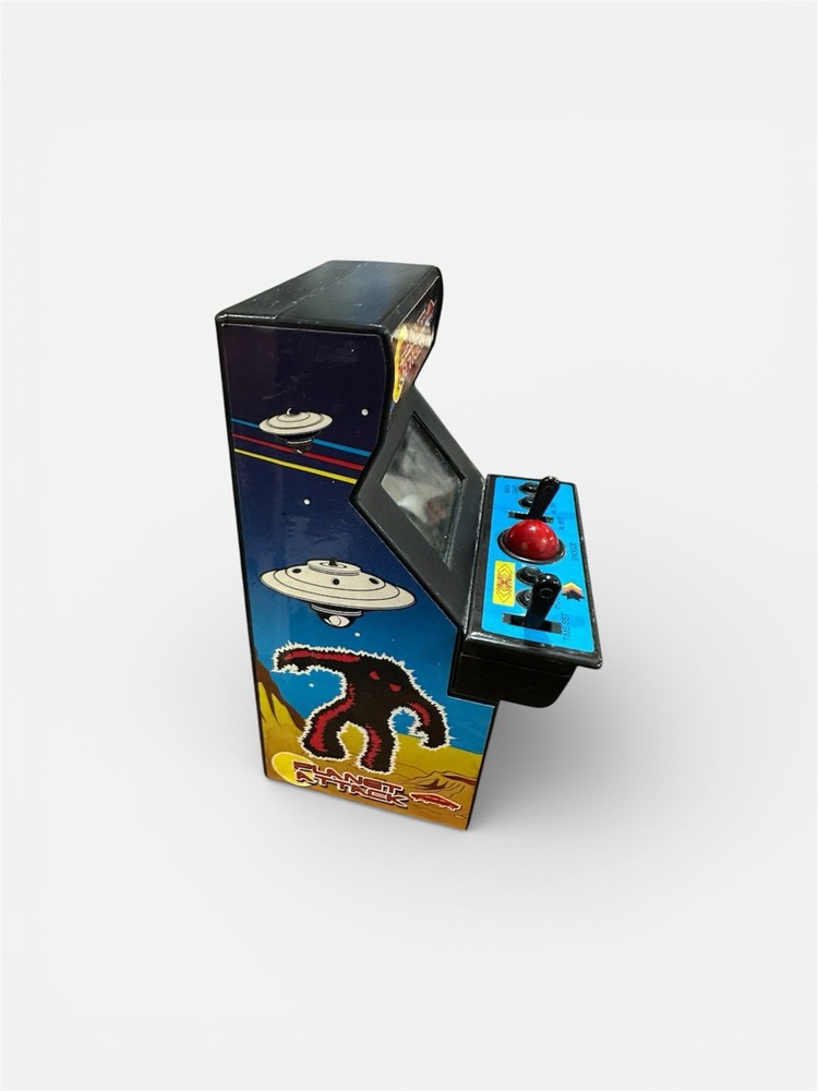 Arcade Machine Planet Attack Alarm Clock Paladone Video Game