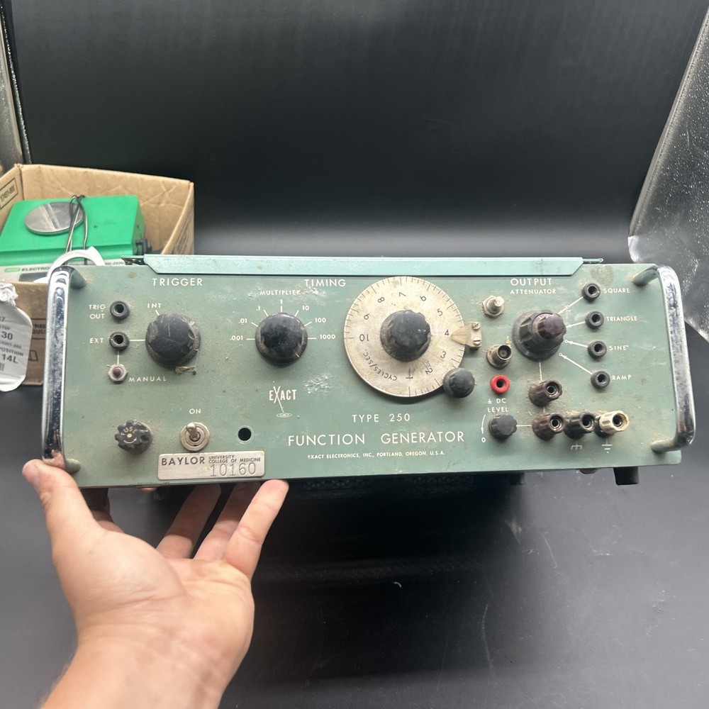Vintage Rare Function Generator Untested Type 250 Baylor