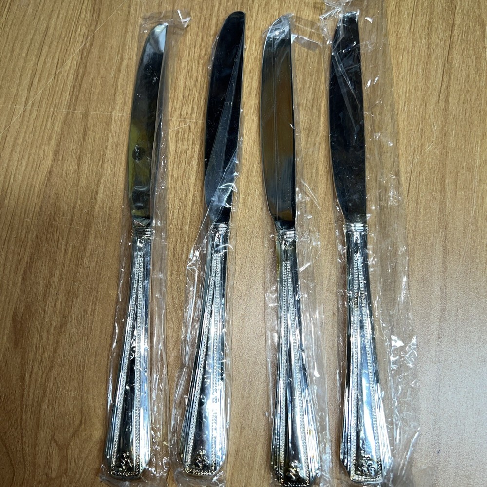 VTG. 20-PC. SILVER PLATED FLATWARE SET 4-PLACE SETTINGS REGENT SQUARE SEALED