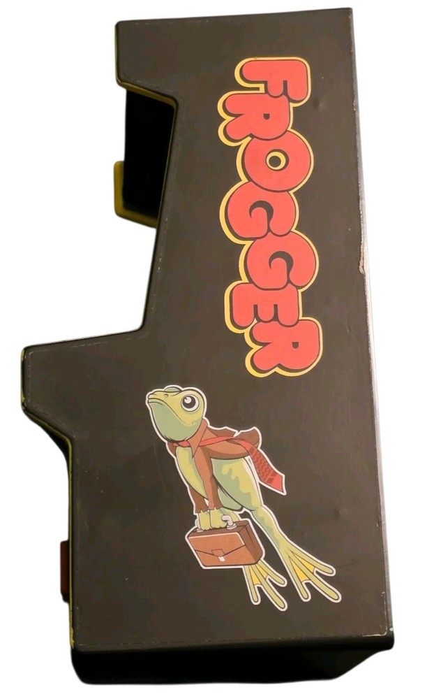 Three Mini Arcade Machines Basic Fun Centipede, Pac-Man Man, Frogger Works