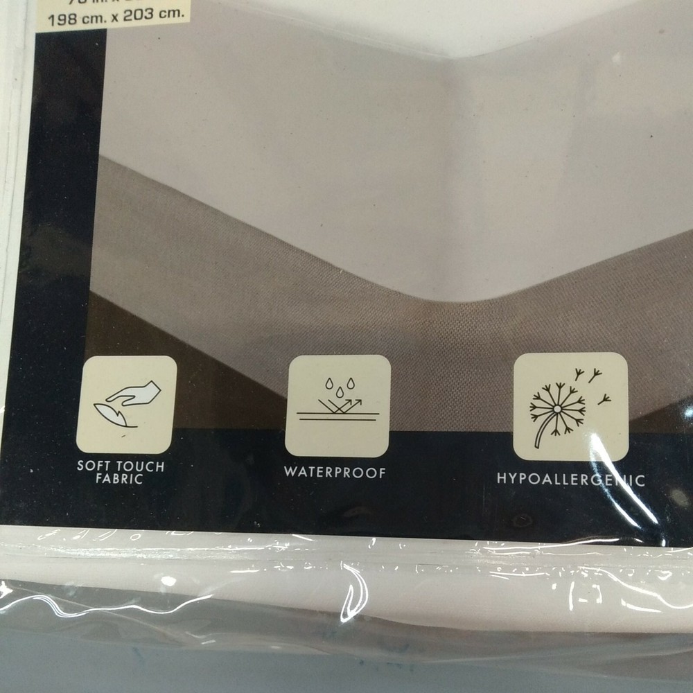 Dream Guard mattress protector Microfleece King hypoallergenic waterproof