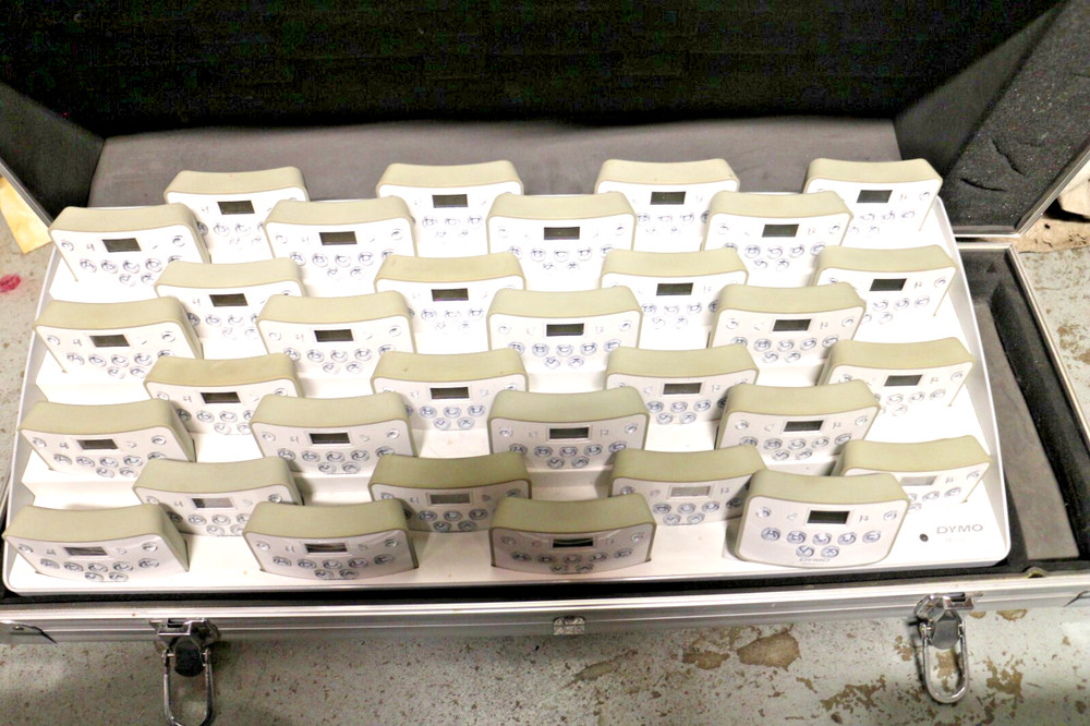 Dymo MimioVote Student Response System for 32 students w Charging /Storage Case