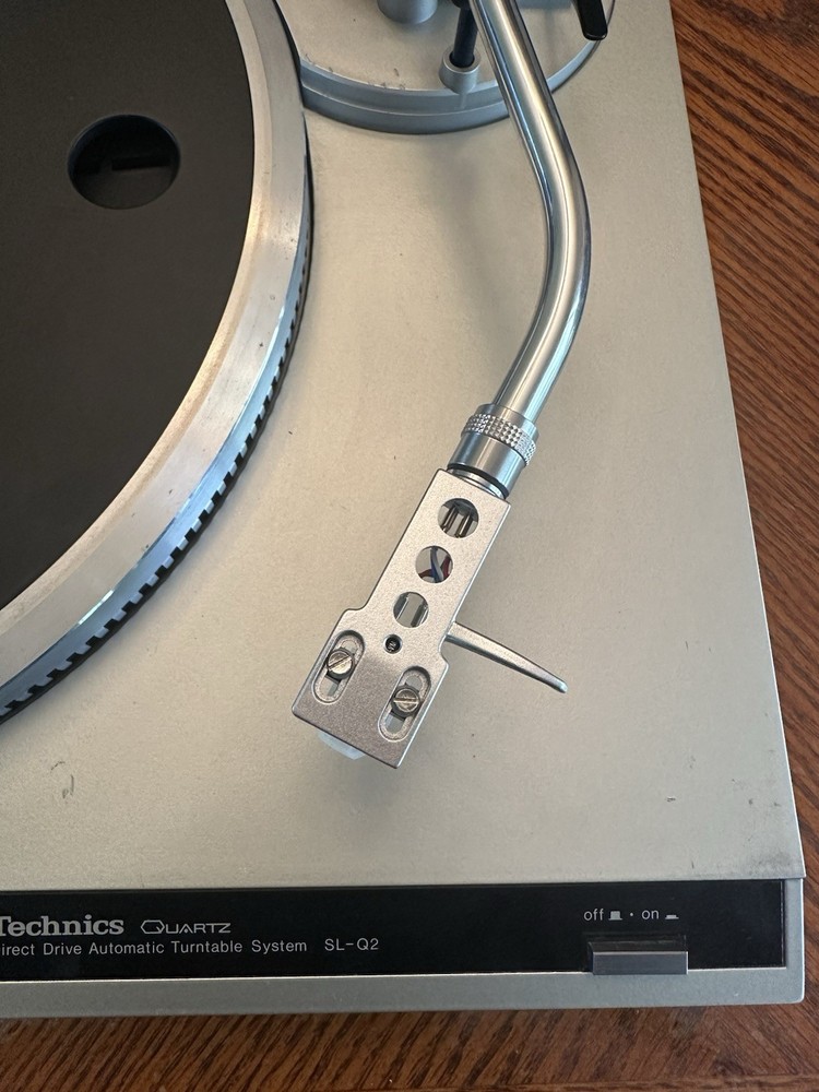 Technics SL-Q2 Semi-Automatic Quartz Direct Drive Turntable Serviced