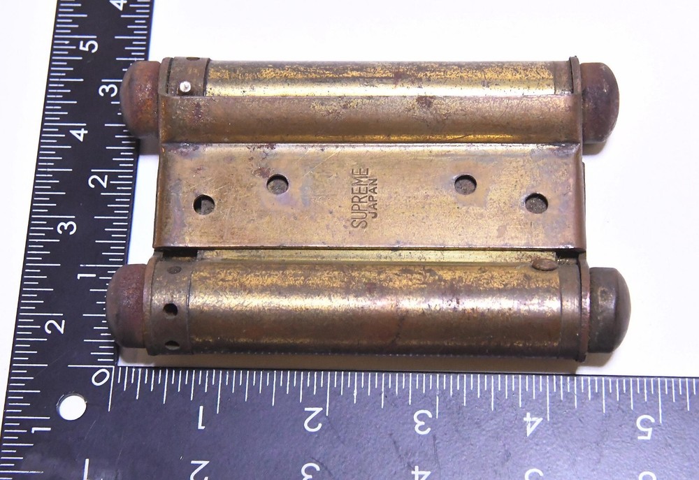 2 MATCHING VINTAGE SPRING HINGE SET BRASS FINISH SUPREME