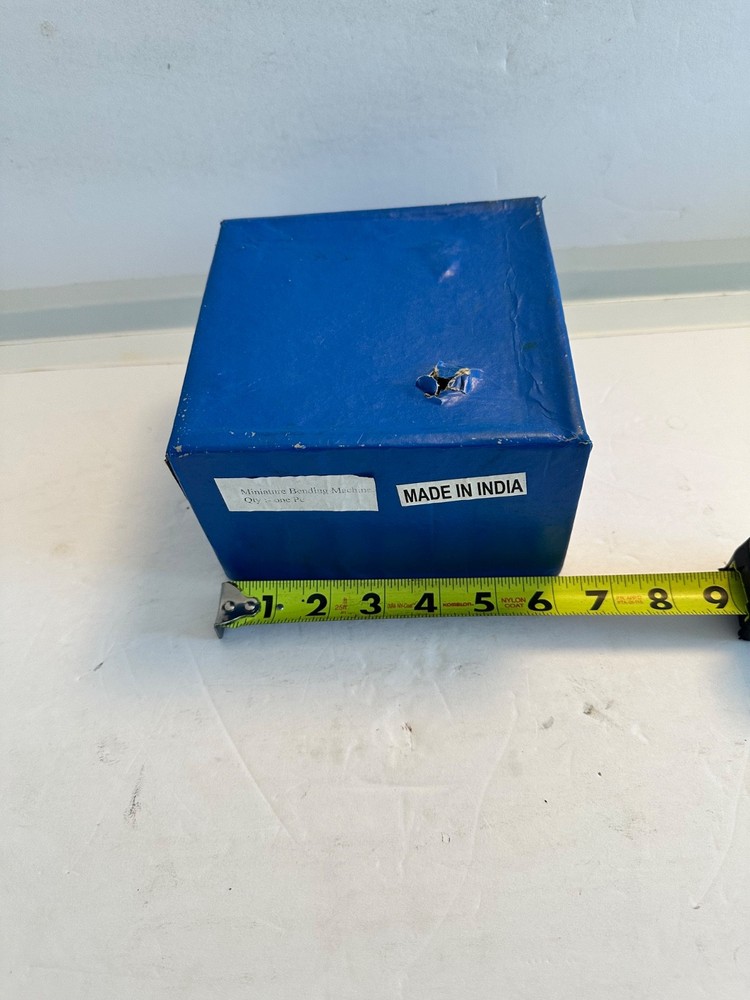 Manual Mini Roll Bender: Bends Thin Metal Sheets