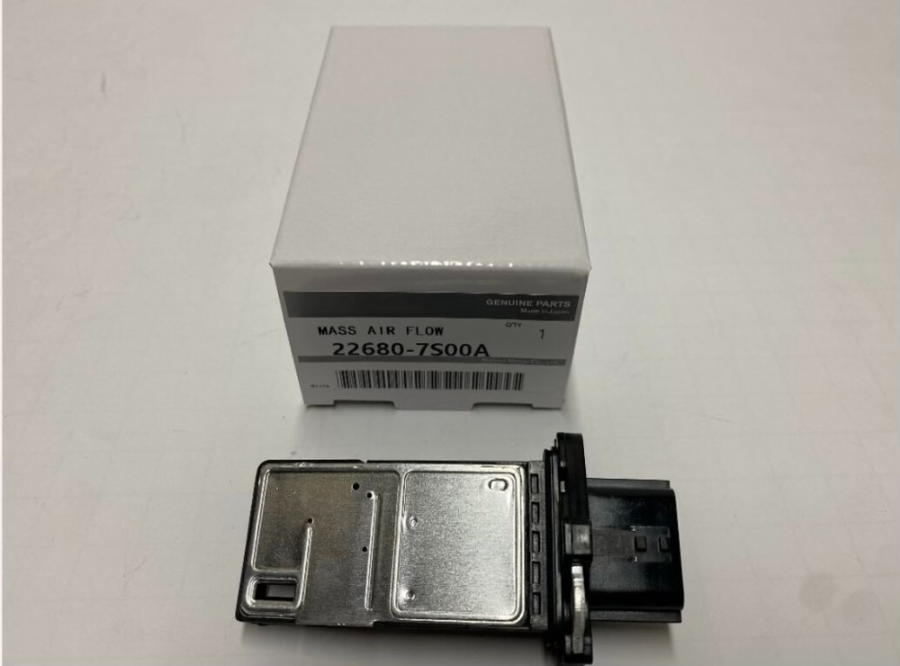 1PC NEW OEM Mass Air Flow Sensor Meter MAF 22680-7S00A