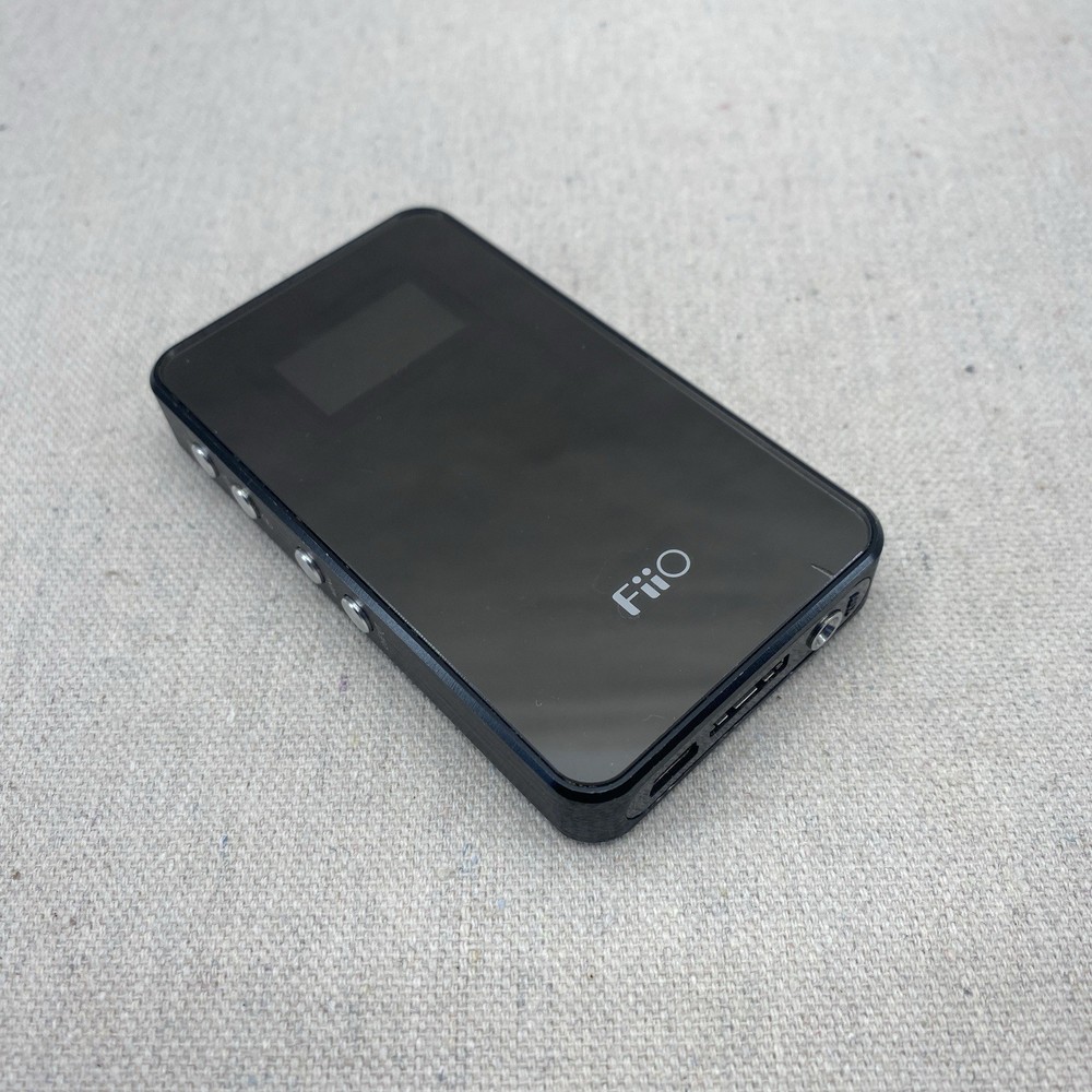 FIIO E7 USB DAC Portable Headphone Amplifier - Untested - For Parts