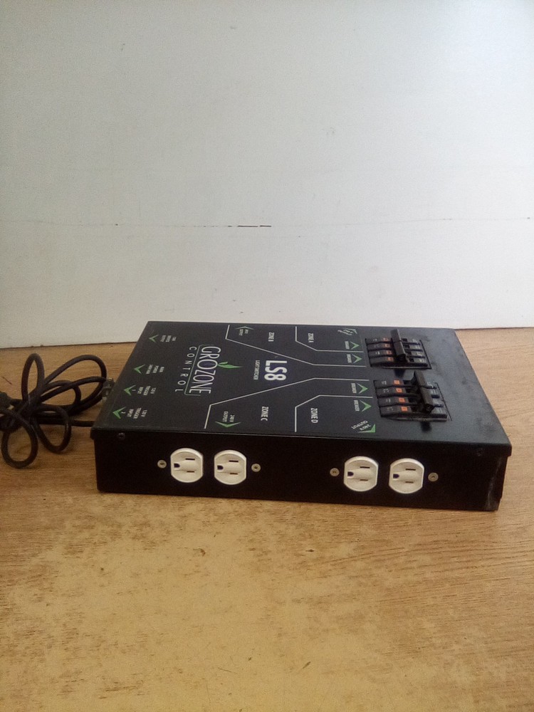 Grozone Control LS8 240V Light Switcher 8021058