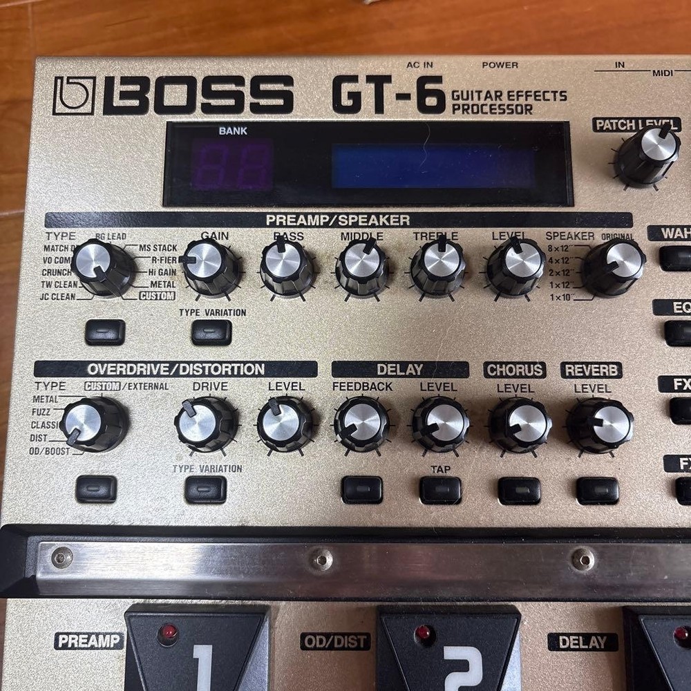 BOSS GT-6 170443
