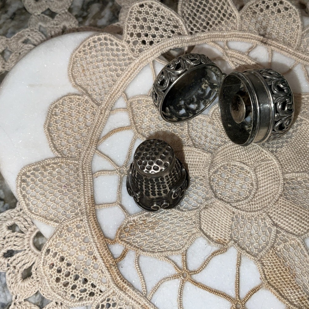 Antique Sterling Silver Thimble Holder with Thimble Cameo