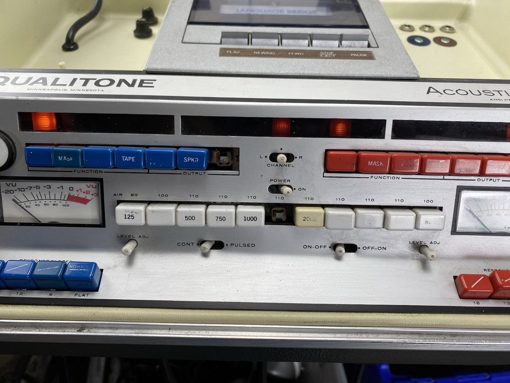 Qualitone Acoustic Appraiser Audiometer