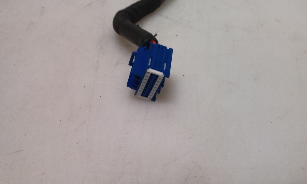 Jeep JK Wrangler OEM HVAC Controller Plug and Pigtail 2011 131976