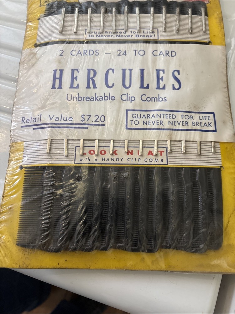 Vintage Hercules Pocket Combs Display Cards With Combs NOS