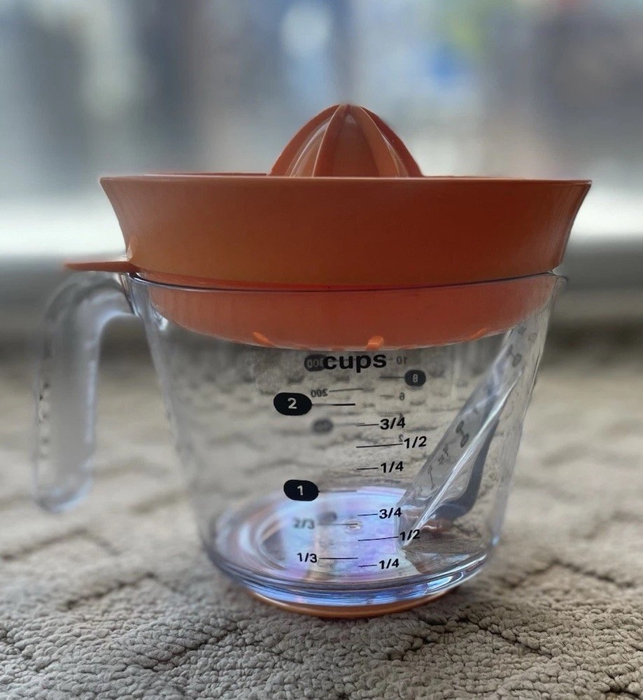 Farberware Professional 2 Cup Citrus Juicer with Easy Read Design