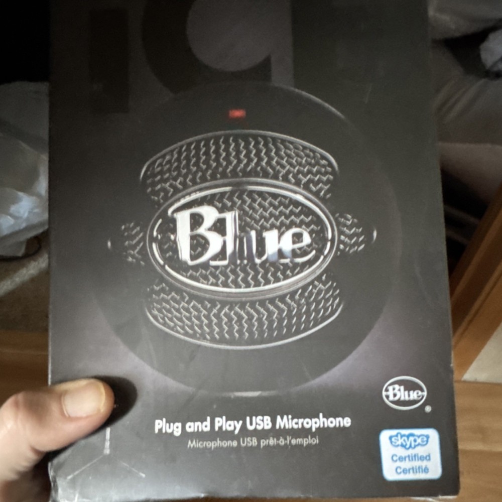 Blue USB Microphone Black Plug and Play