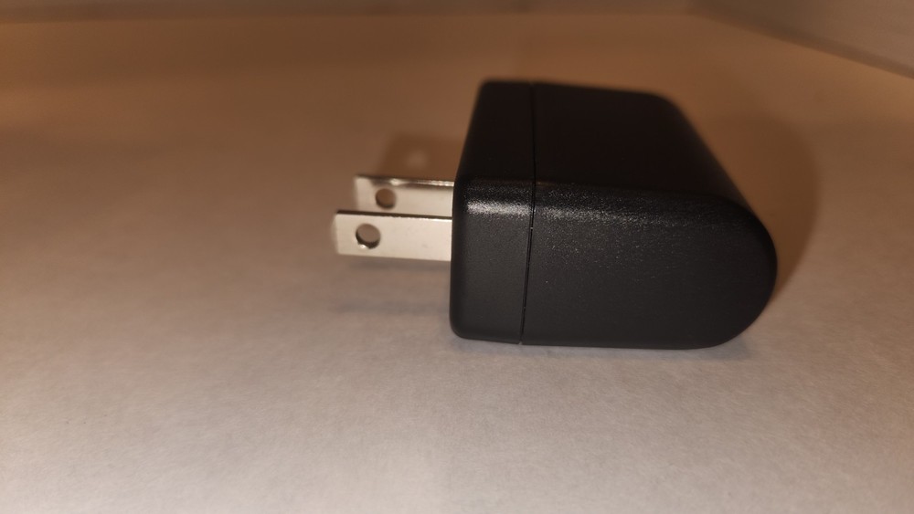 Magic Jack PLUS Free Local Long Distance Calling (UNIT ONLY, NO CABLES)