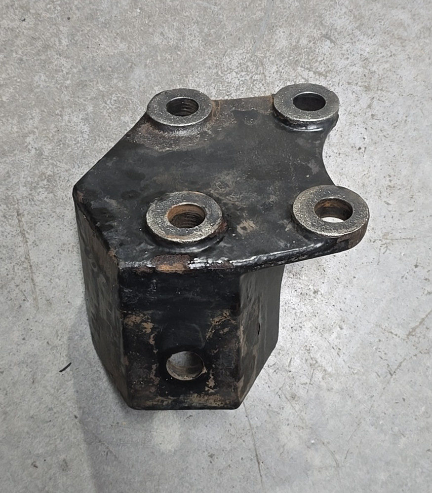 Caterpillar C15 Engine Mount #05-25131L