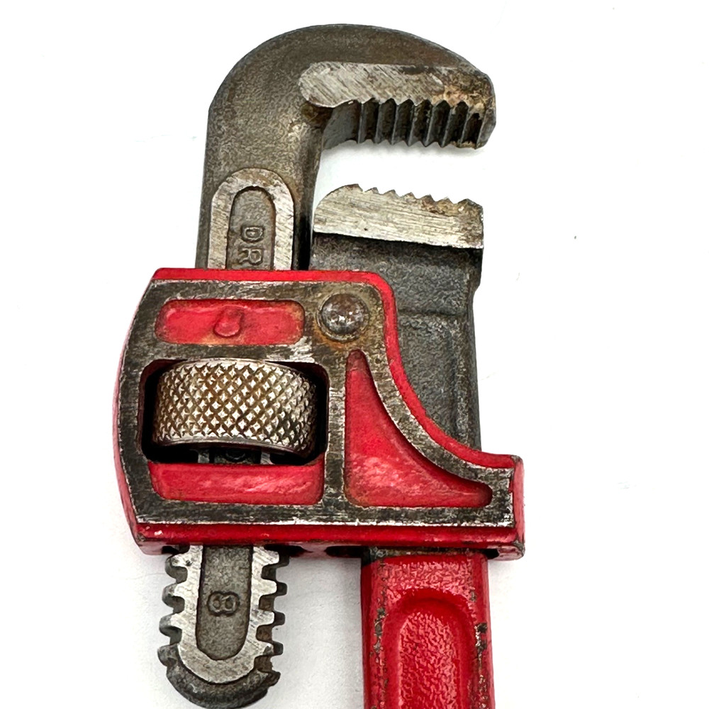 SEARS HEAVY DUTY Pipe Wrench Red 8" Adjustable