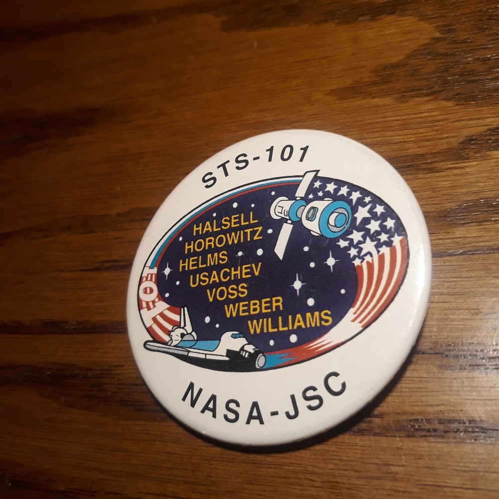 10 NASA Pins
