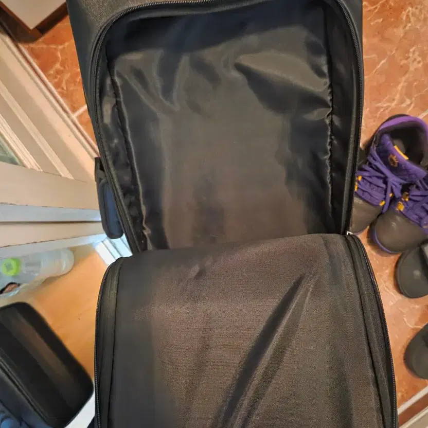 Rainmaster 3-Ball Bowling Roller Bag - Excellent Condition