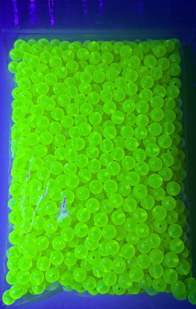 Pkg of 1000 each Chartreuse UV 8mm Plastic Round Beads