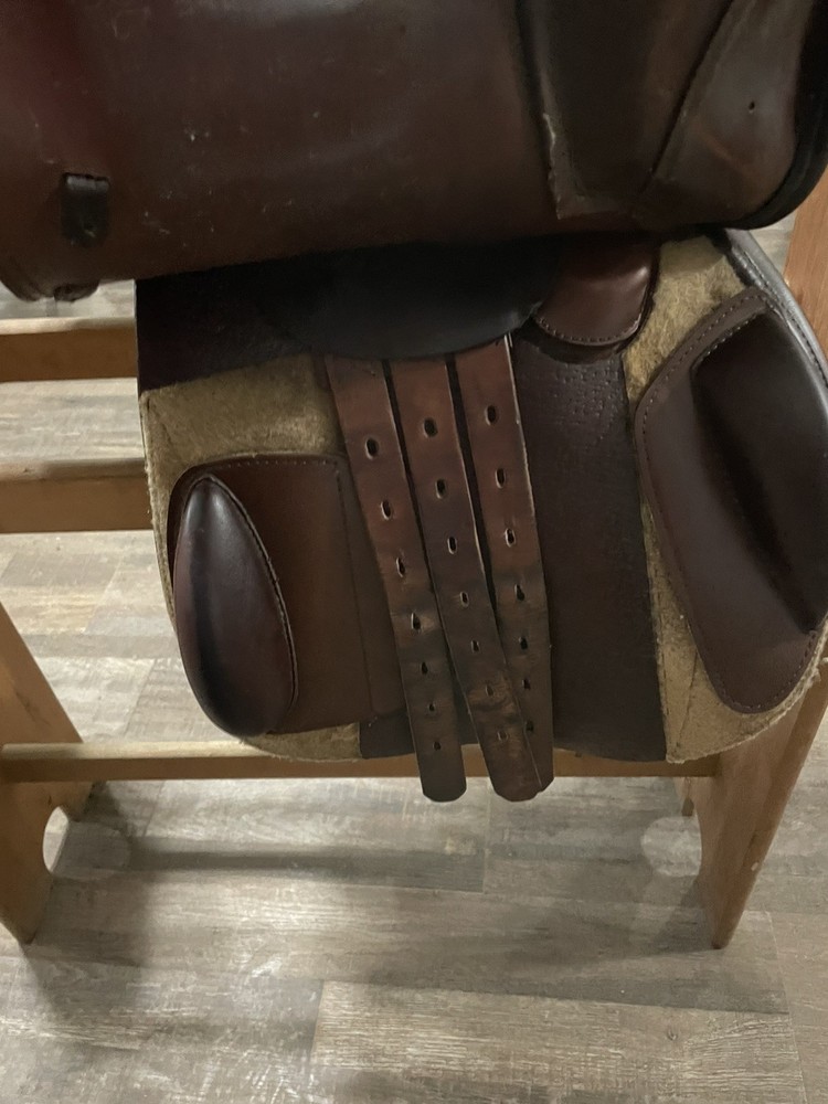Prestige English Saddle