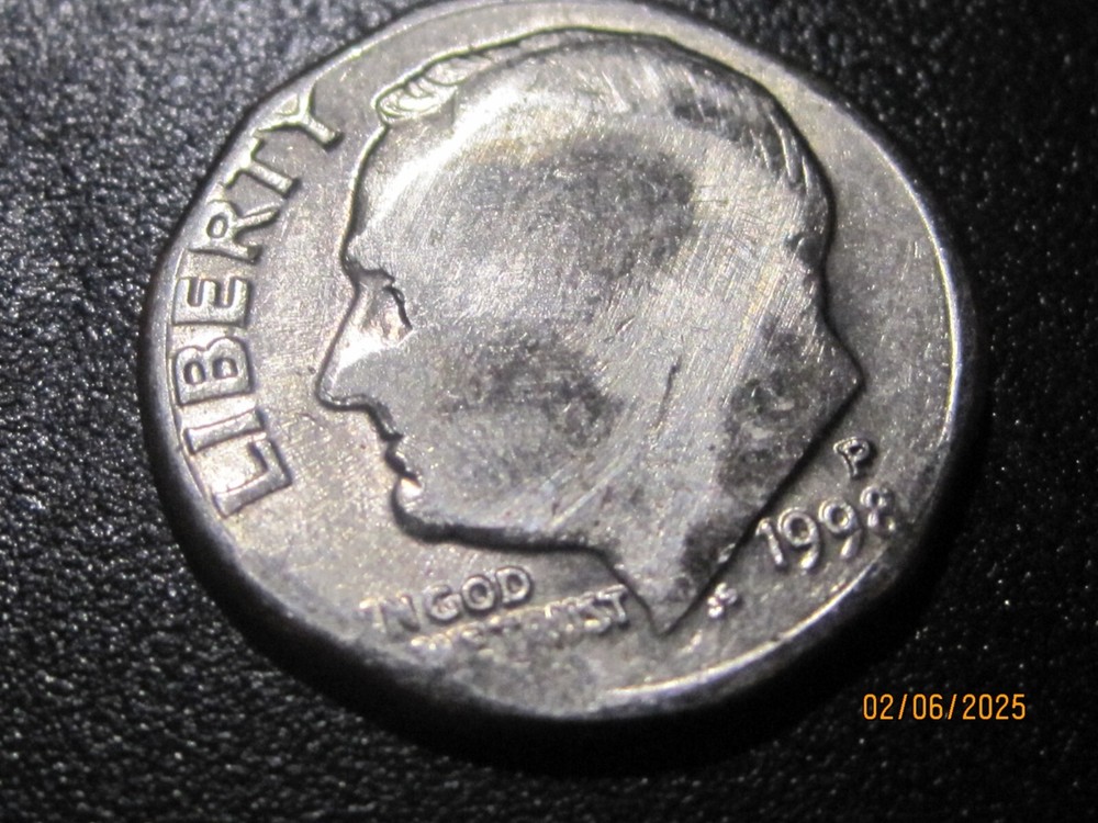 1998-P 10C Roosevelt Dime *Rare ERROR* Struck