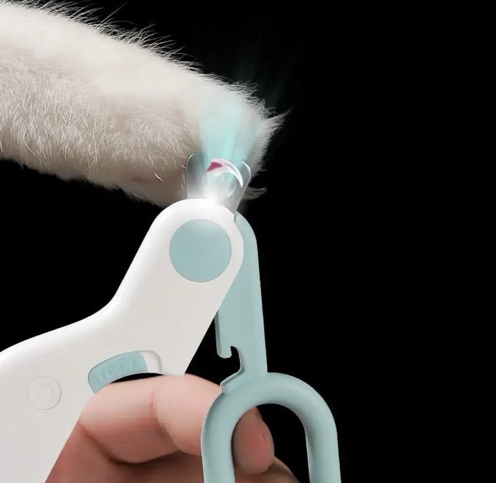 LED Light Nail Clipper Pink - A0194