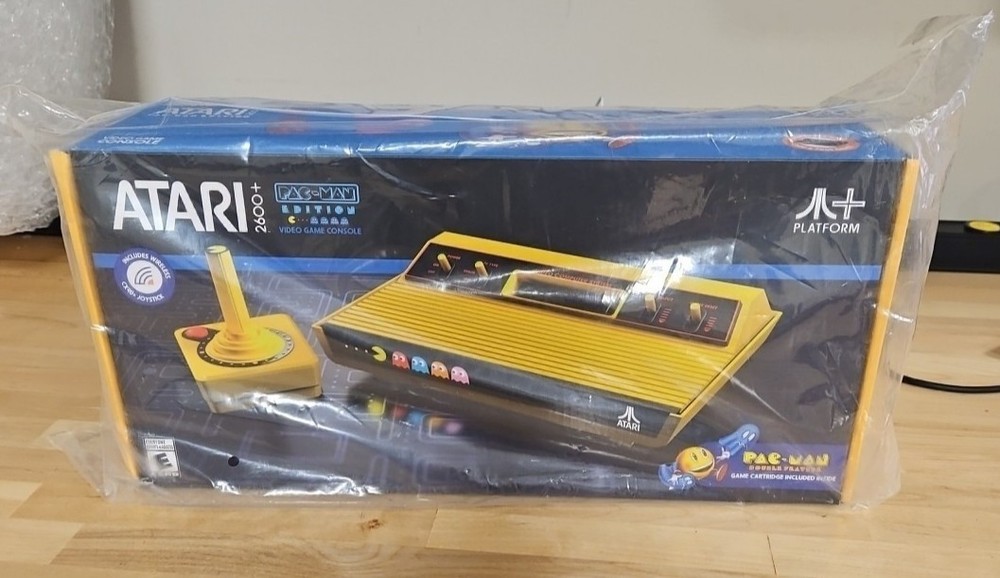 NEW Atari 2600+ PAC-MAN Edition Console Wireless Joystick gaming system