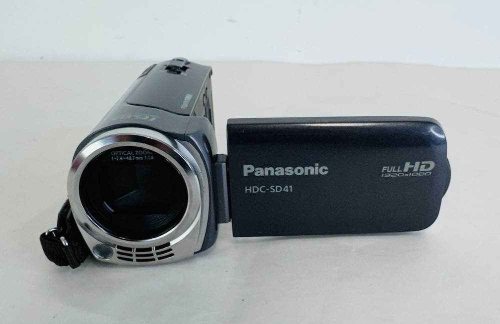 Panasonic HDC-SD41 Camcorder & Case – Working