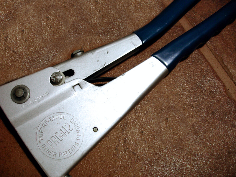 Vintage POP Rivetool PRG412 Blue Handles