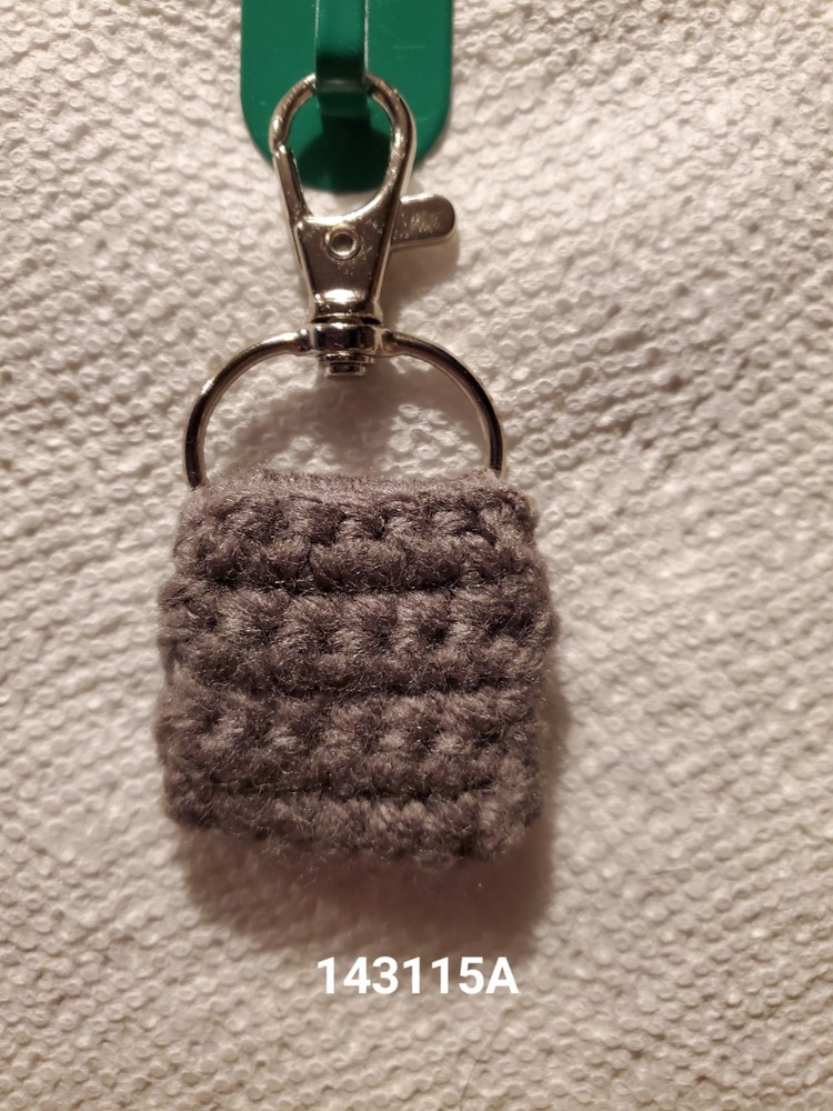 Handmade Crochet Clip-on Quarter Keeper - Square