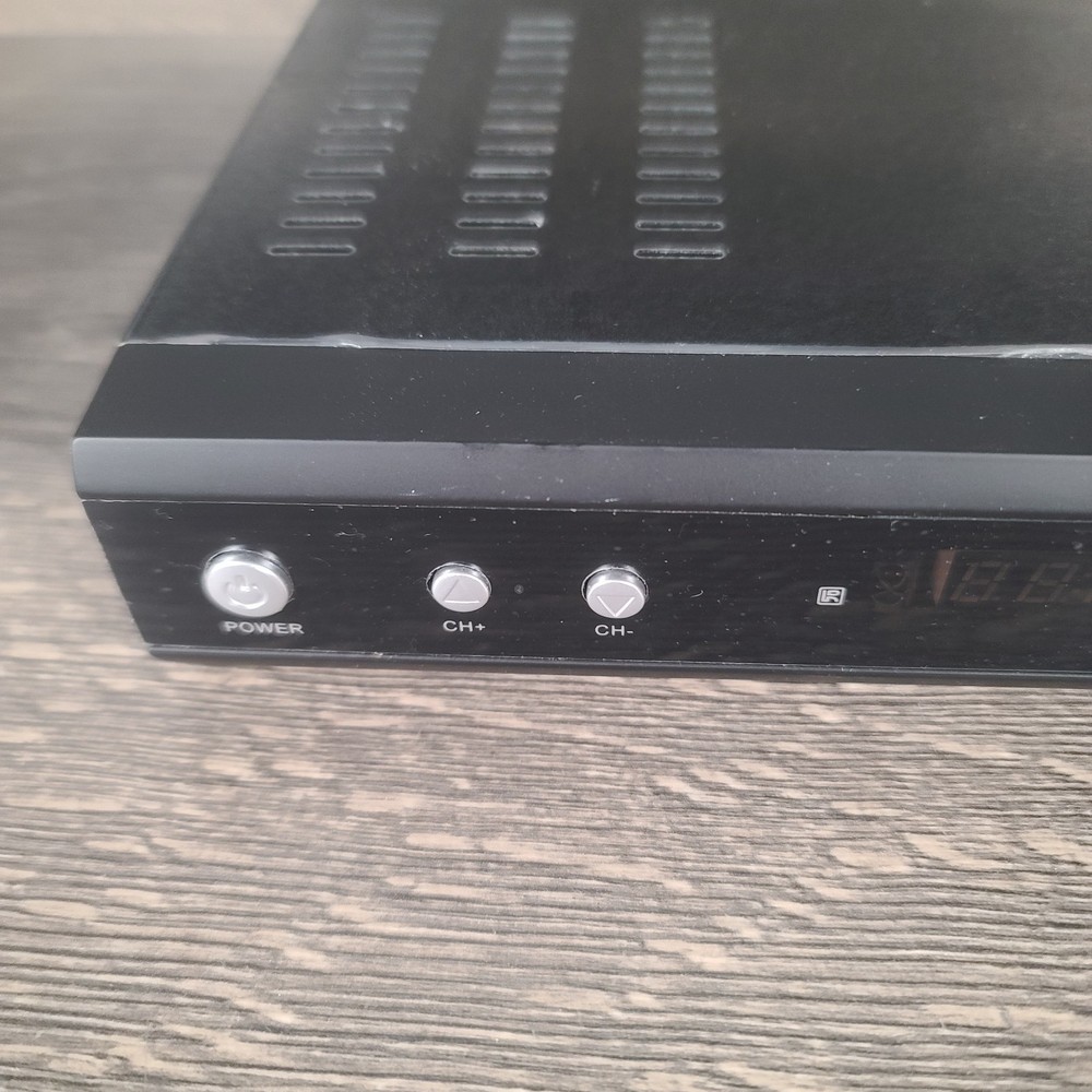 iView Digital Converter Box 3500STBII Missing Universal Remote Not Tested