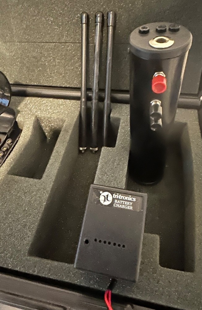 Vintage Tri-Tronics Dog E Training Collar System NEEDS BATTERIES