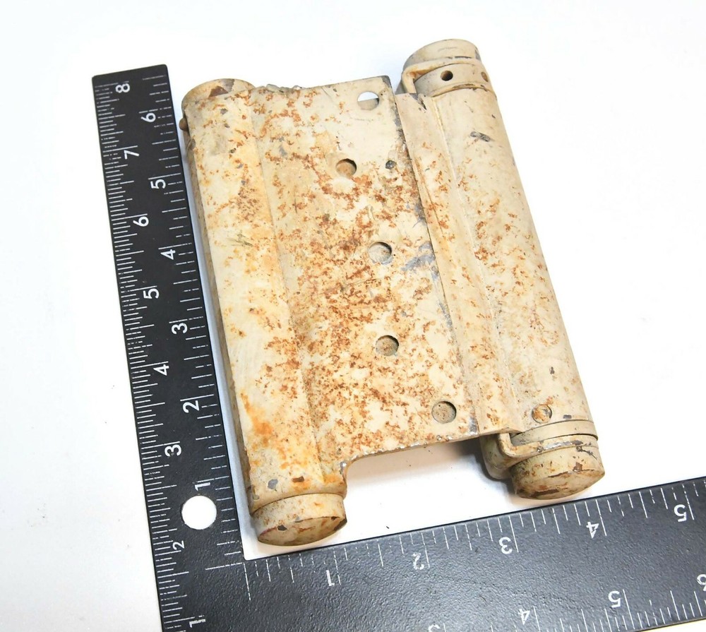2 LARGE VINTAGE DOUBLE SPRING HINGES 4 X 5 3/4