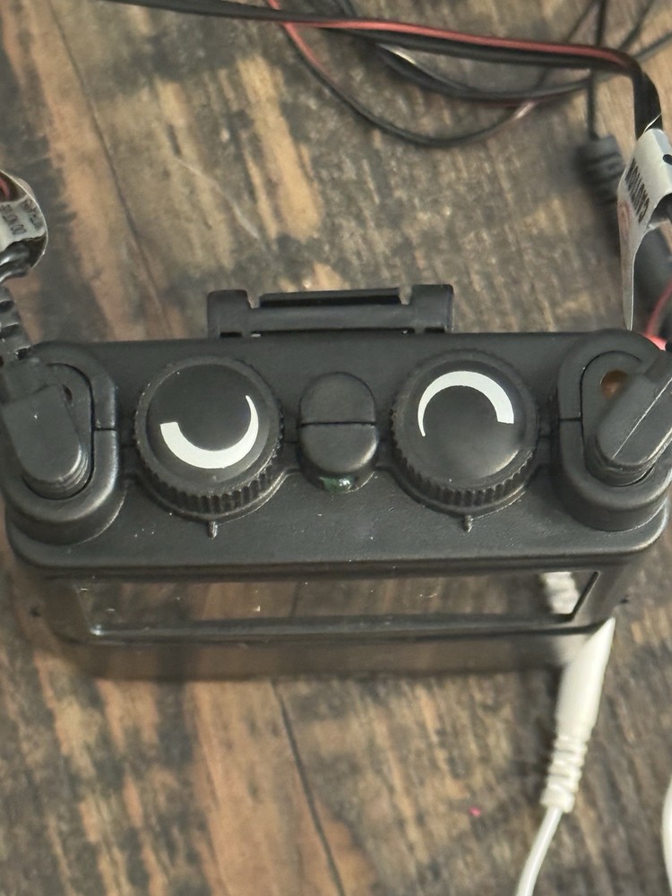 TENS AA (Transcutaneous Electrical Nerve Stimulation)